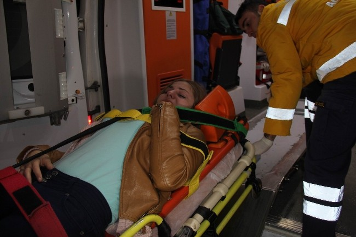 Dershane Öğrencisine Otomobil Çarptı