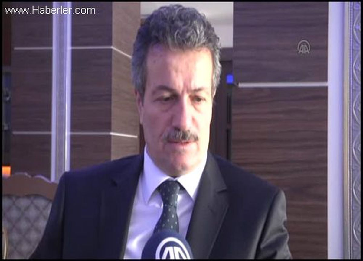 "Hacca gitmek için 1 milyon 372 bin kişi beklemede"