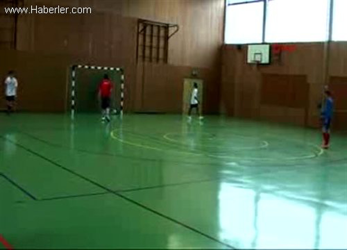 Karlsruhe\'de Irkçılığa Karşı Futbol Turnuvası