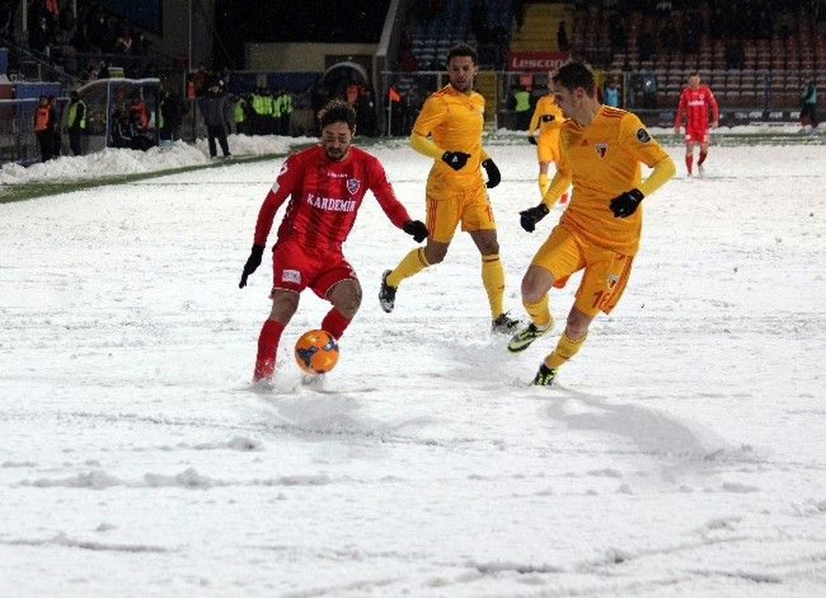 Kayserispor\'da Moraller Bozuk