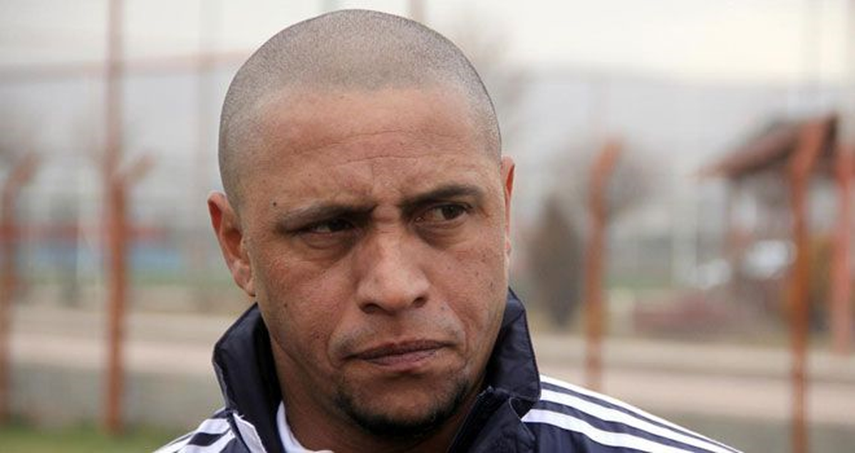 Roberto Carlos, 4 Büyüklere Karşı "Siftah" Peşinde