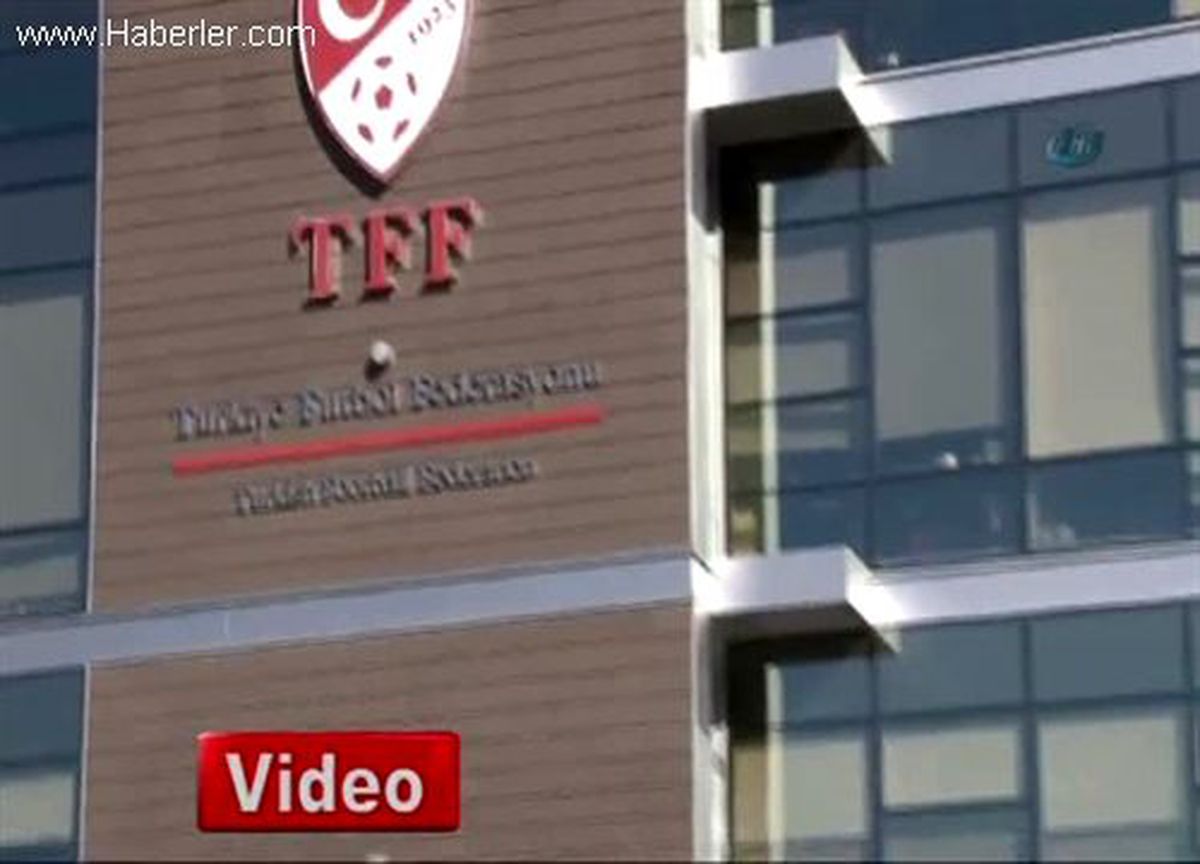 Tff Önünde Fethiyespor\'a Destek Eylemi