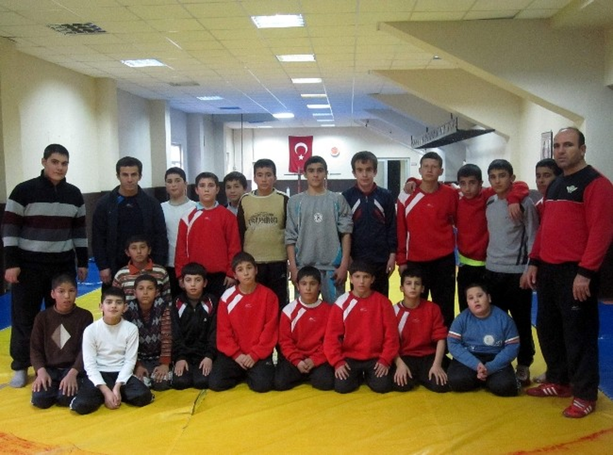 Adıyamanlı Güreşciler Türkiye Şampiyonası\'na Gidiyor