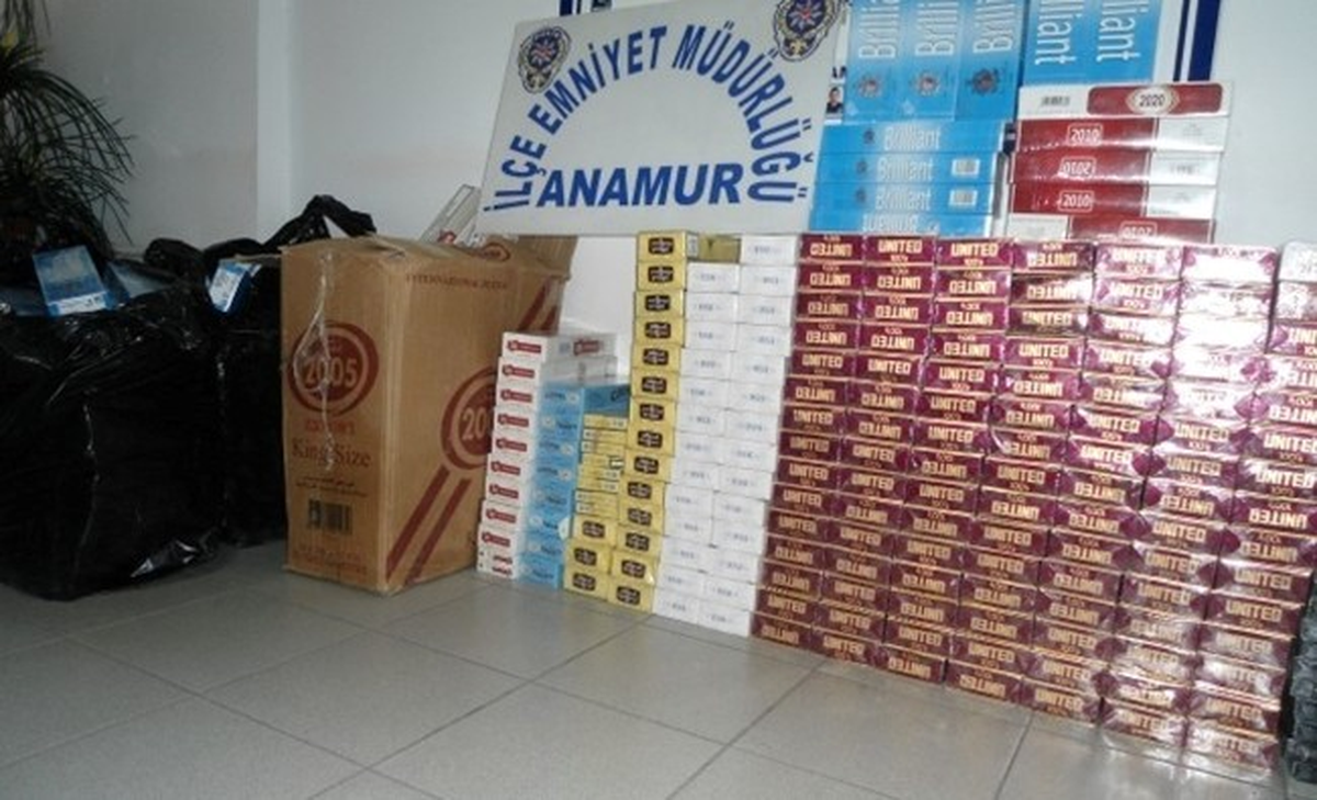 Anamur\'da 10 Bin 510 Paket Kaçak Sigara Ele Geçirildi