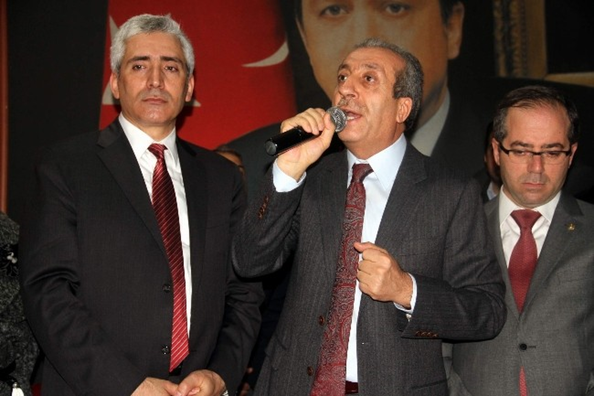 Bakan Eker\'den AK Parti Diyarbakır İl Başkanlığı\'na Yapılan Bombalı Saldırı Açıklaması