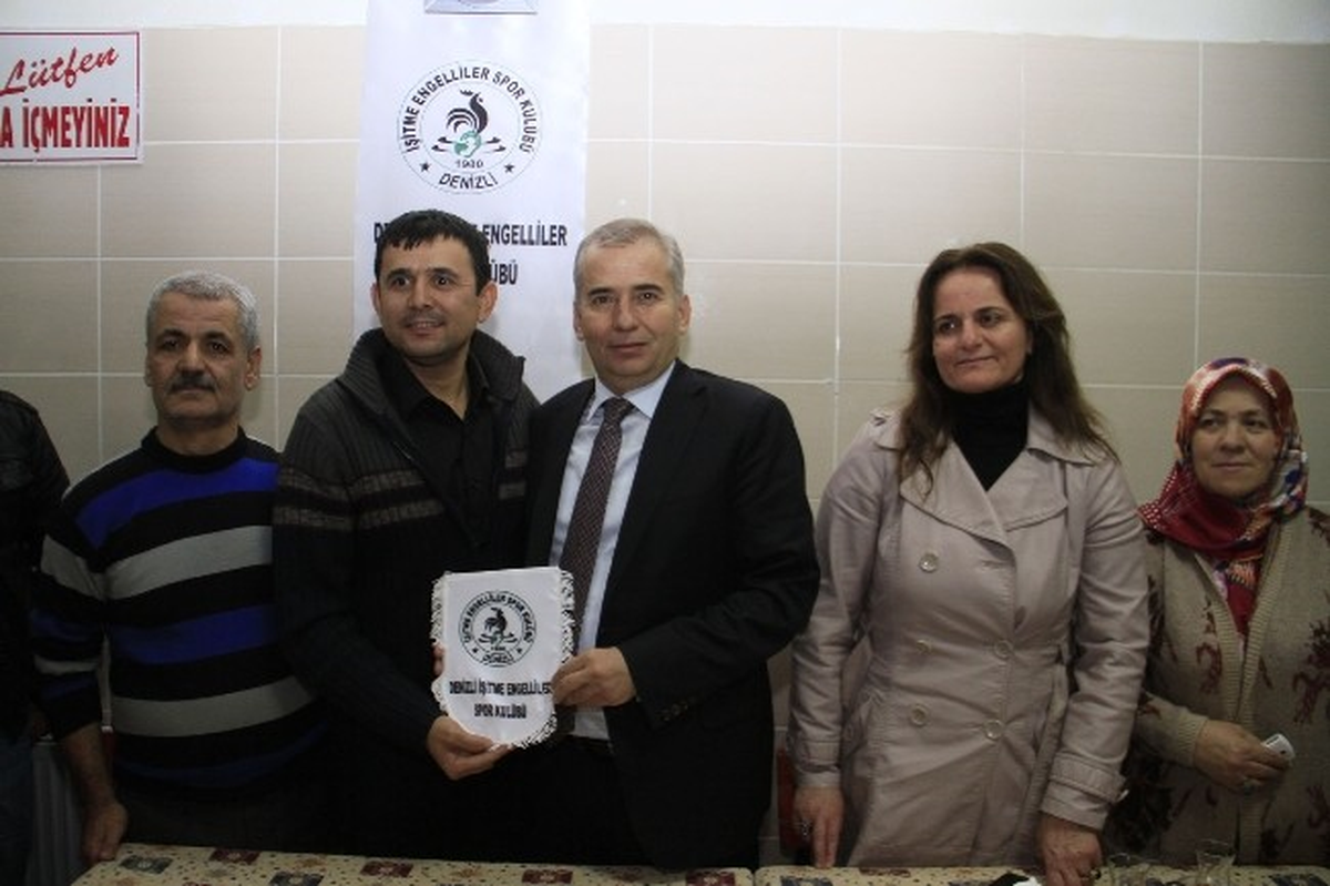 Başkan Zolan\'dan İşitme Engelli Sporculara Destek