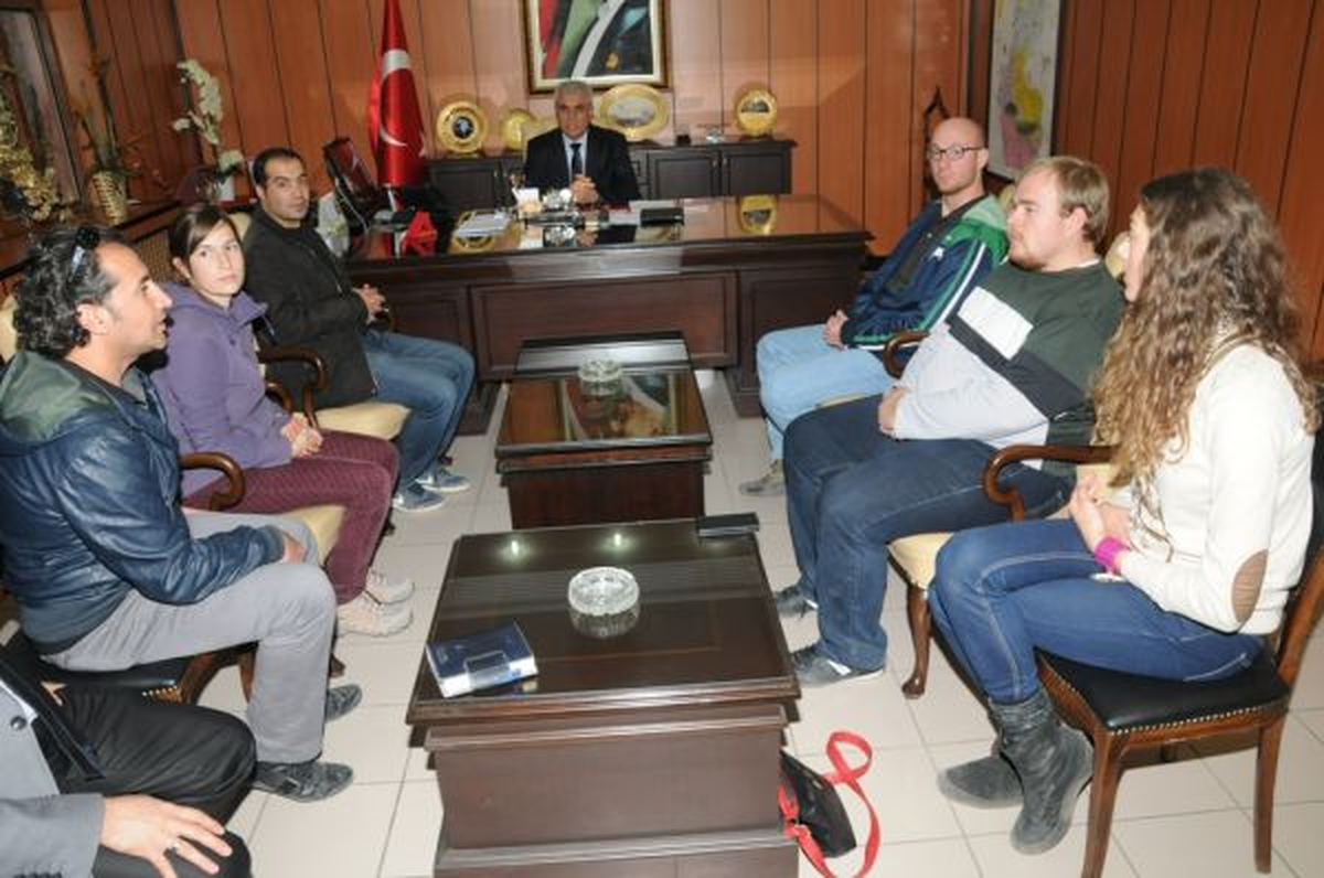 Belediye Başkanı Gençleri Anlamalı