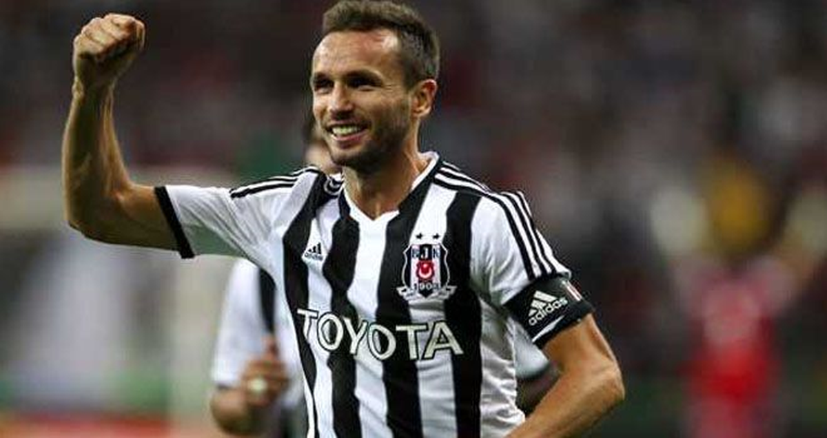 Beşiktaş\'ta Sivok ve Ömer\'in MR\'ları Çekildi