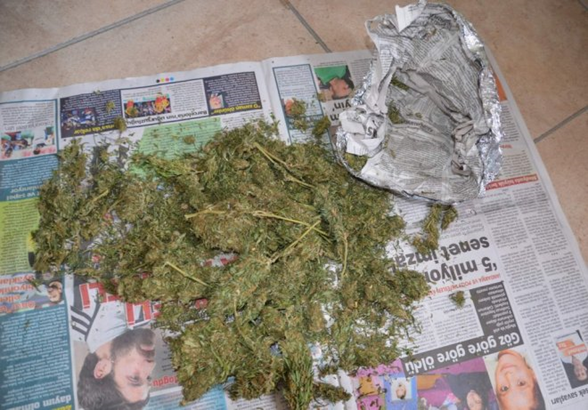 Çarşamba\'da 862 Gram Kubar Esrar Ele Geçirildi