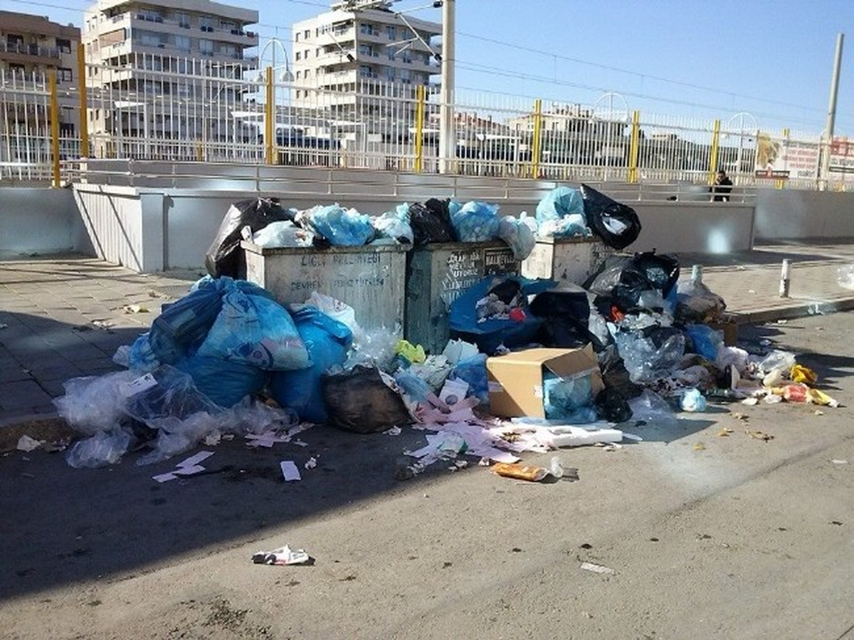 Çiğli\'deki Çöplerin Toplanamadığı Eyleme Tepkiler