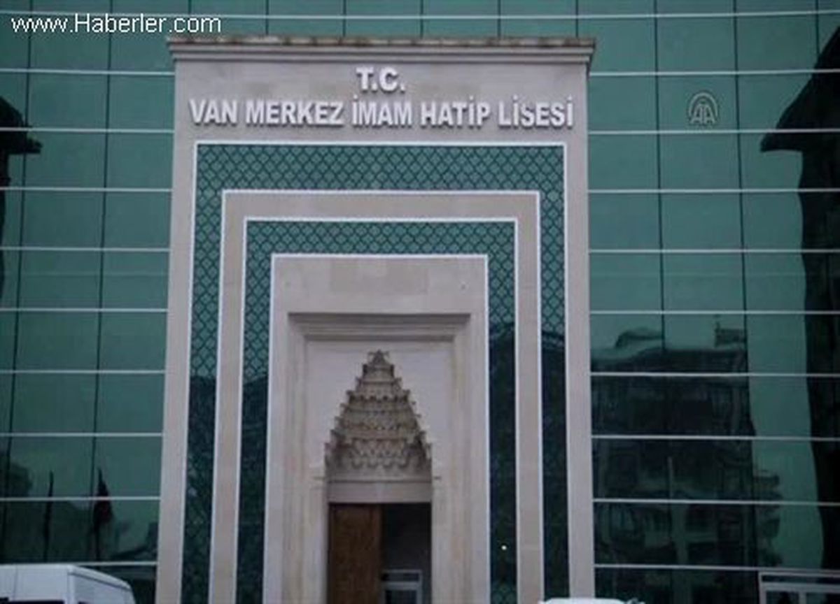 Depremzede Çocuklara Almanya\'dan Yardım