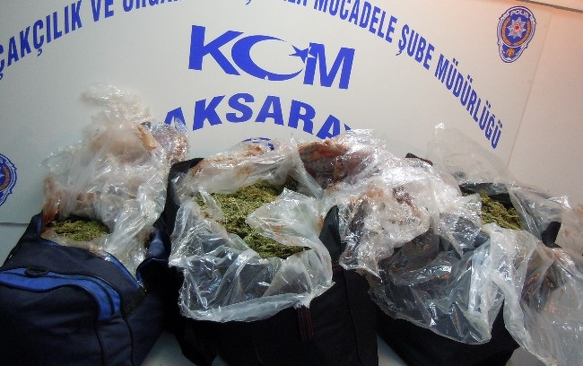 Durdurulan Polisin Aracında 46 Kilo 660 Gram Esrar Çıktı