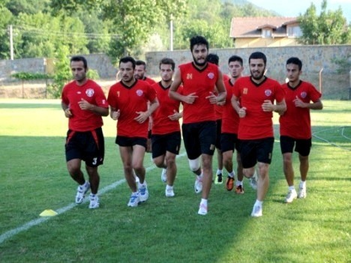 Gölcükspor\'un Saha Performansı Üzdü
