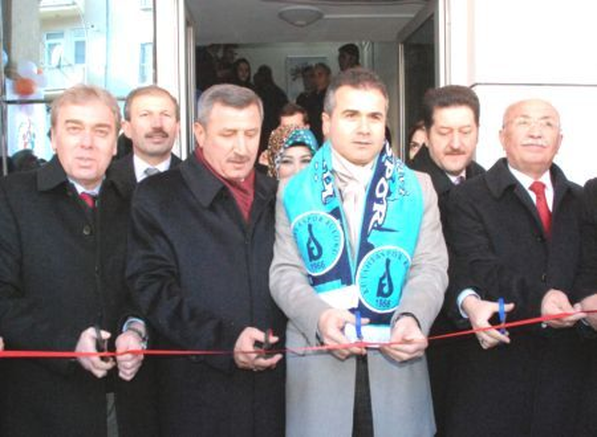 Gençlik ve Spor Bakanı Kılıç, Kütahya\'da Açıklaması