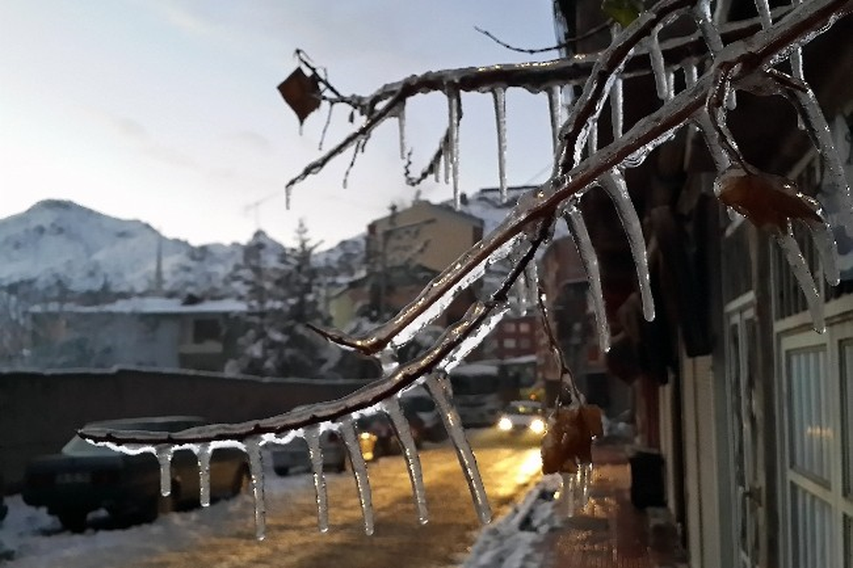 Gümüşhane Buz Tuttu