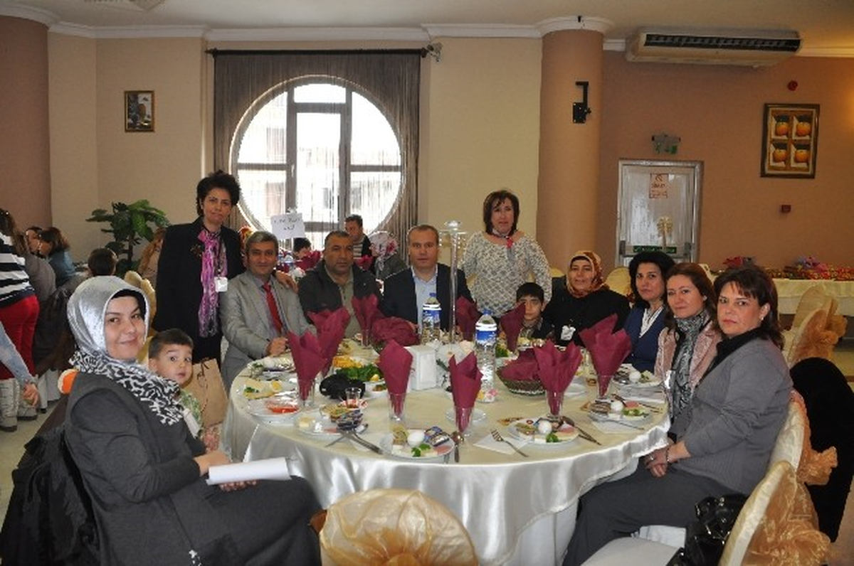 Hef\'ten Tanışma ve Kaynaşma Kahvaltısı
