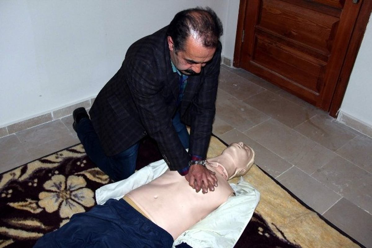 İl Özel İdaresi Personeline İlk Yardım Eğitimi Veriliyor
