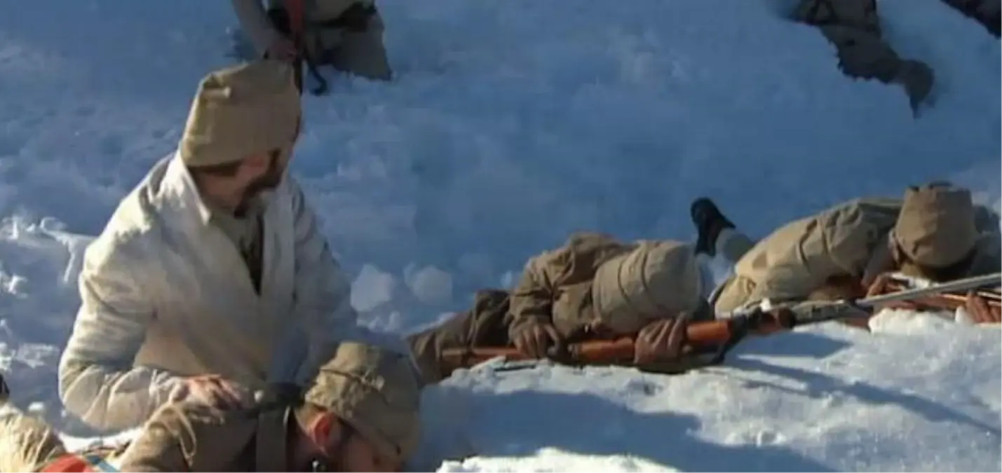 Kar ve Tipi Altında Tarihi Canlandırdılar