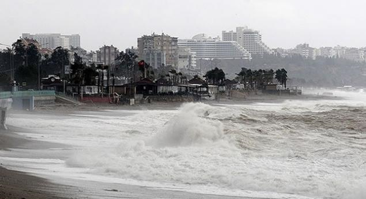 Meteoroloji\'den Denizlerde Fırtına Uyarısı