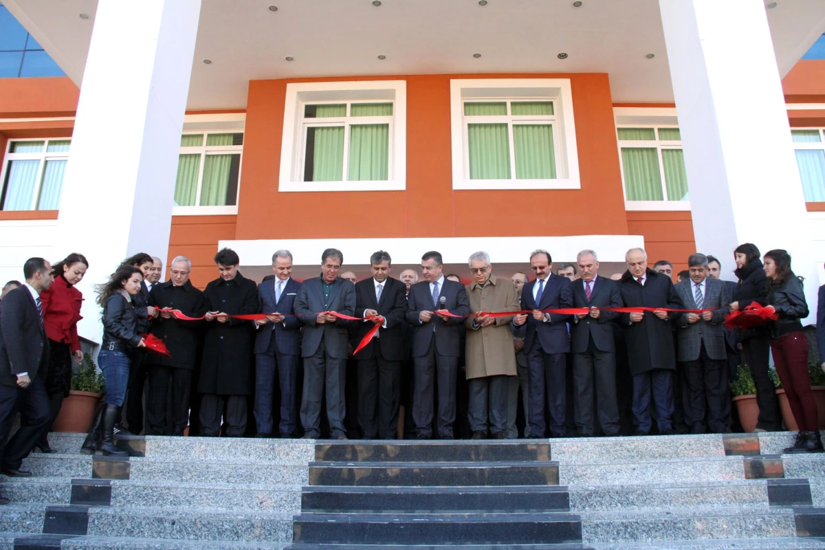 Mkü Mühendislik Fakültesi Ek Binası Açıldı
