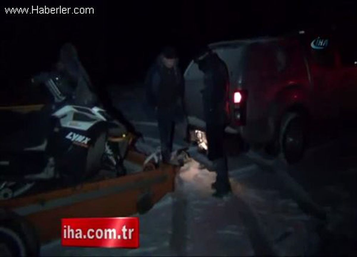 Muş\'ta Kar Yağışı Nedeniyle Hamile Kadın 5 Saatte Kurtarıldı