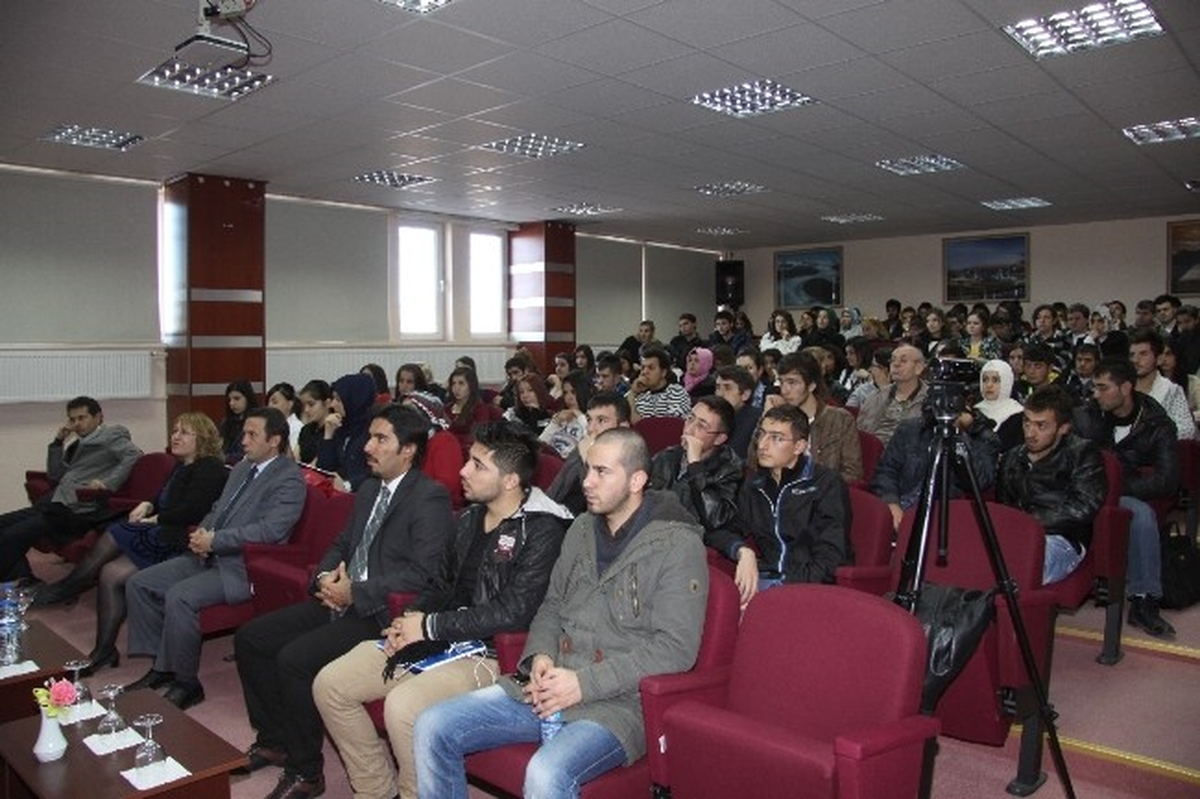 Nevşehir Hacı Bektaş Veli Üniversitesinde Moral ve Motivasyon Semineri