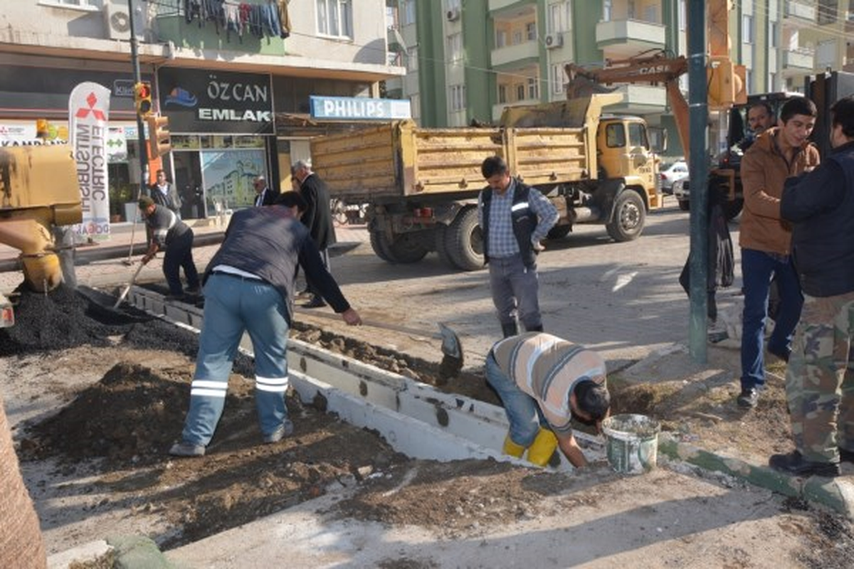 Osmaniye Yağmursuyu Drenaj Çalışmaları Devam Ediyor