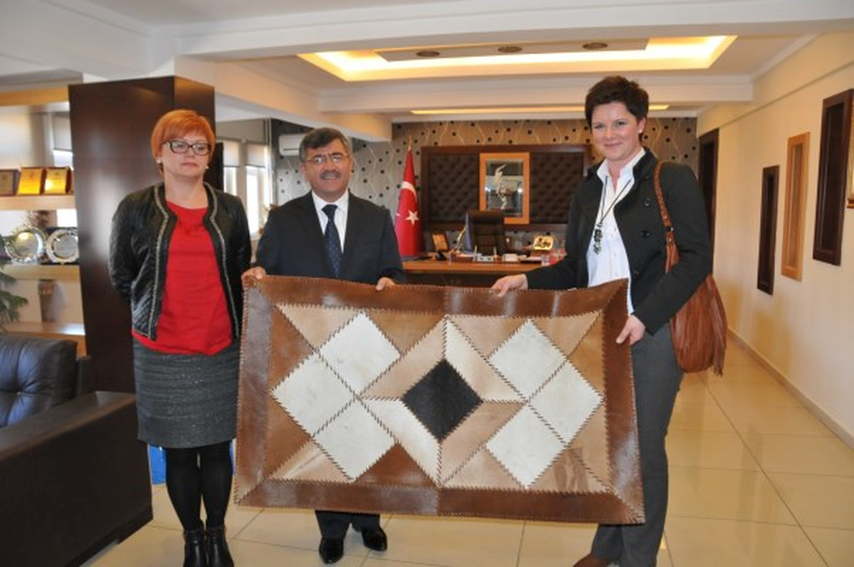 Polonyalılardan Belediye Başkanı Faruk Akdoğan\'a Ziyaret