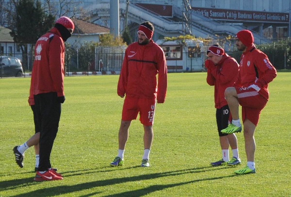 Samsunspor Moralsiz Başladı