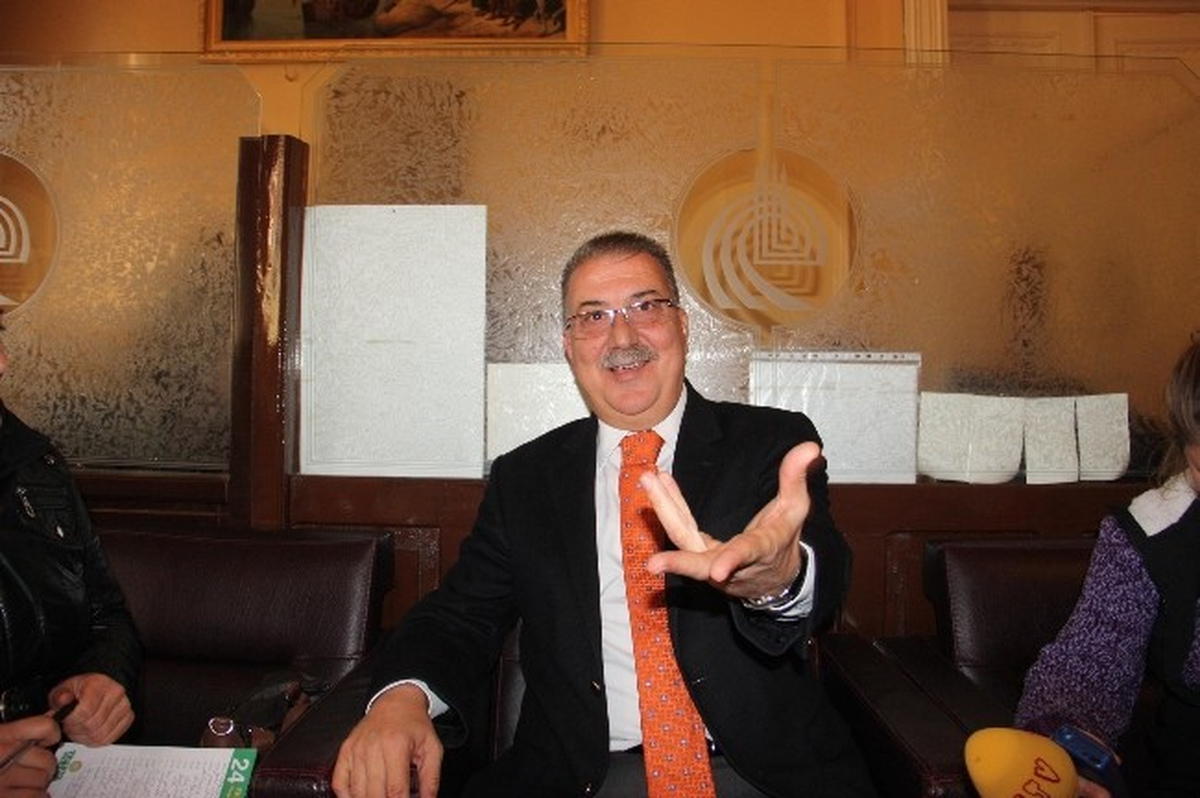Tekin, "Resmen İlçede Aday Konumundayım"