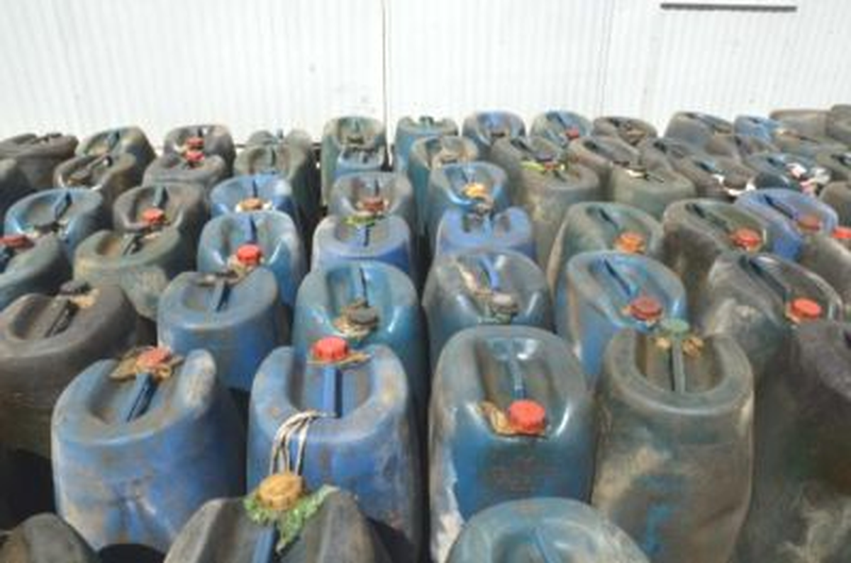 Trabzon\'da 400 Litre Kaçak Mazot Ele Geçirildi