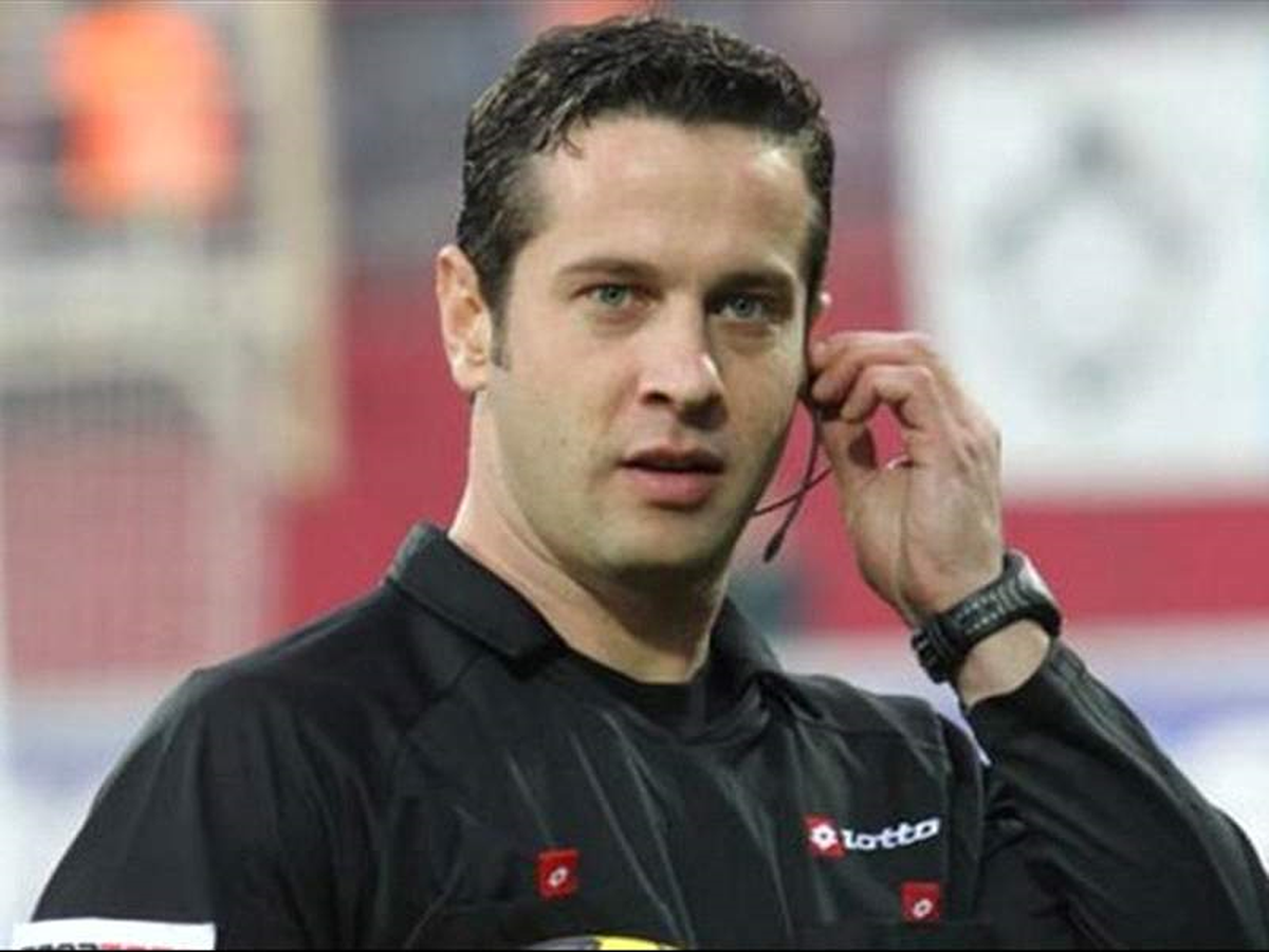 UEFA\'dan Türk Hakemlere Görev