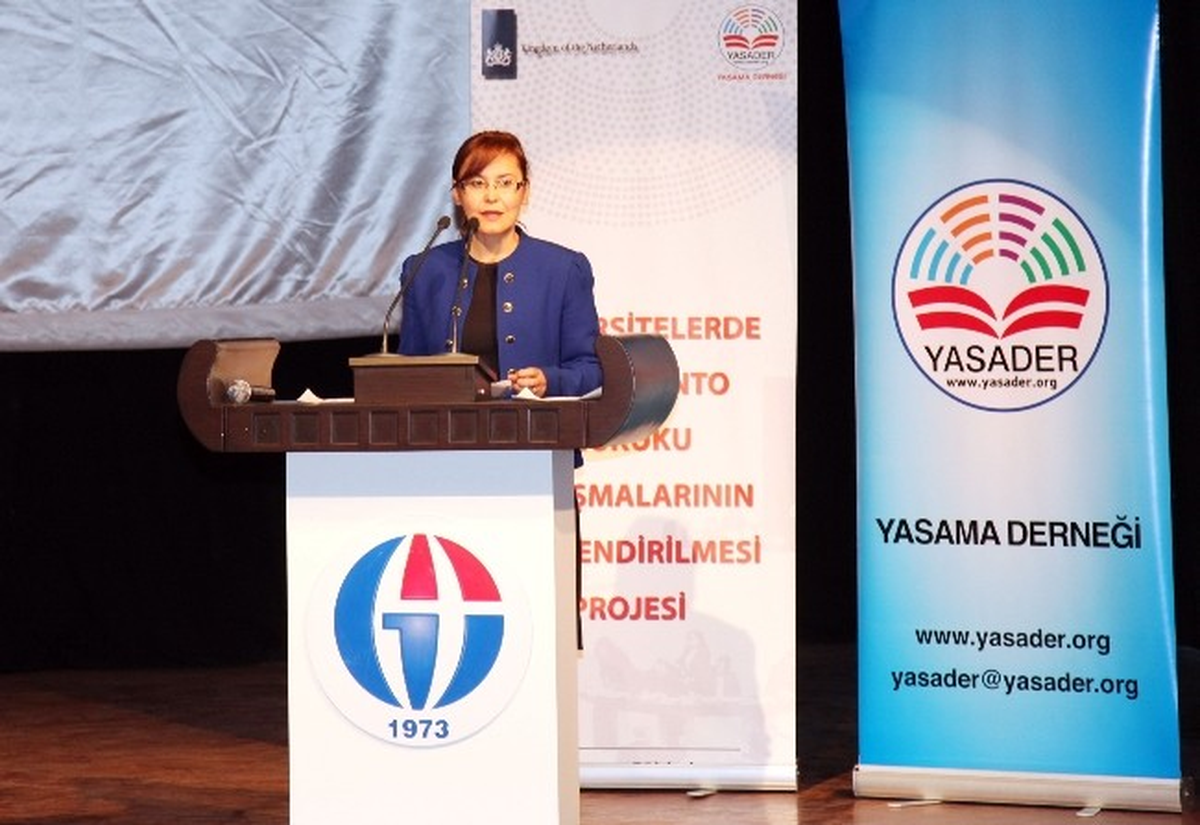 \'Üniversitelerde Parlamento Çalışmalarının Güçlendirilmesi Projesi\'