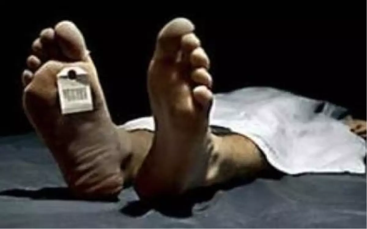 Uşak\'ta Bir Genç Otel Odasında Ölü Bulundu