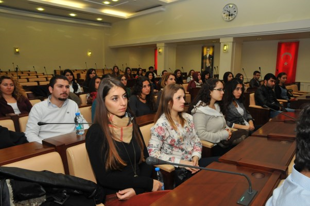 Yorgancılar\'dan Öğretmen Adaylarına "Girişimciliği Destekleyin" Tavsiyesi