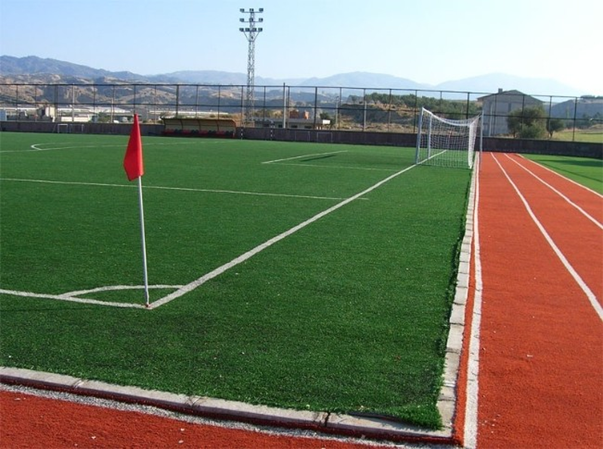Abdipaşa ve Kumluca Futbol Sahaları İçin 750 Bin Lira Ödenek Ayrıldı