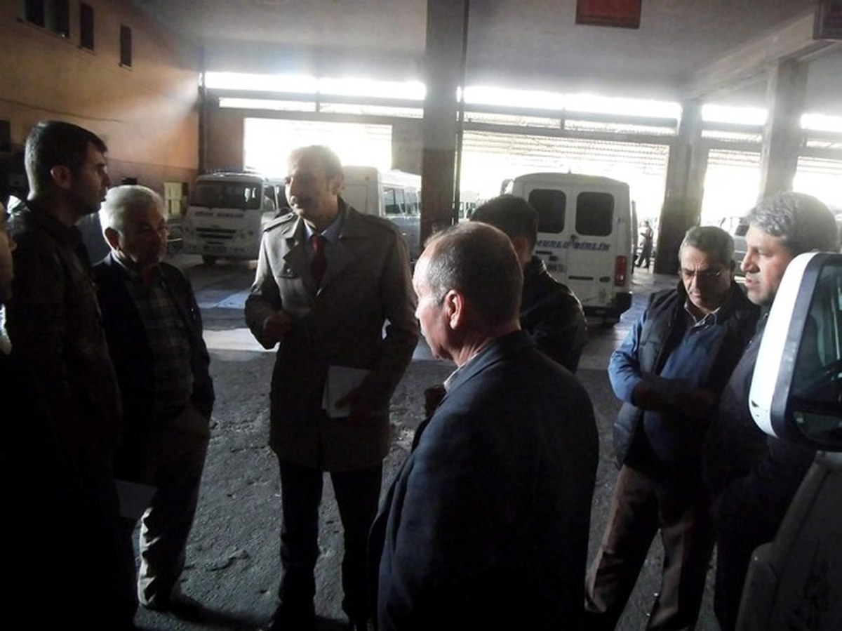 AK Partili Tutgut\'tan Minibüsçü Esnafına Ziyaret