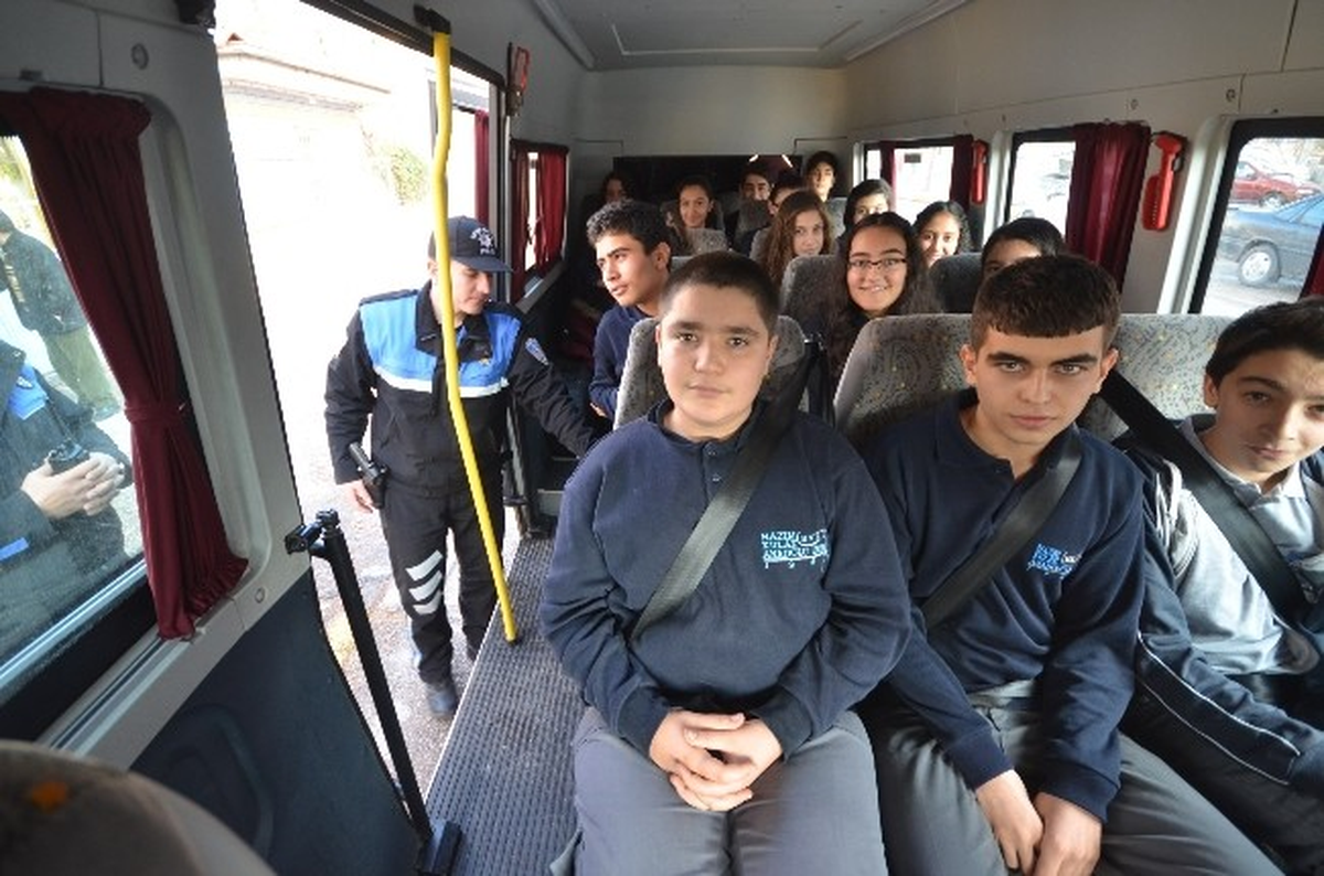 Aksaray\'da "Hızını Sevgiye Ayarla Projesi"