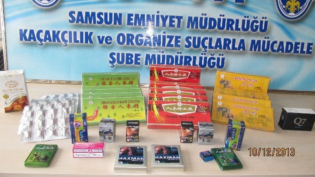 Baharatcılara Cinsel İçerikli Kaçak Ürün Baskını