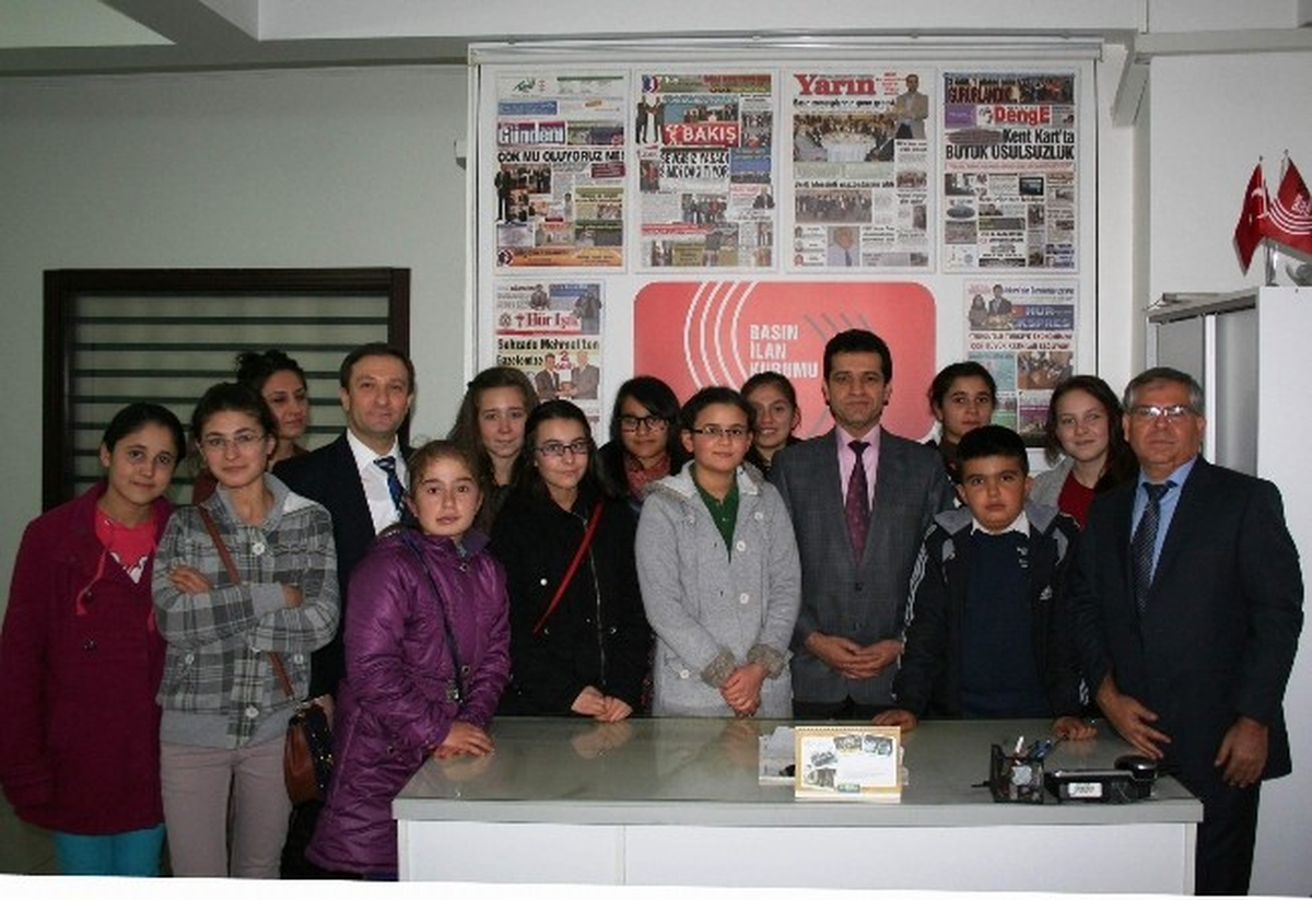 Basın İlan Kurumu Müdürü Tokgöz Geleceğin Gazetecilerini Ağırladı