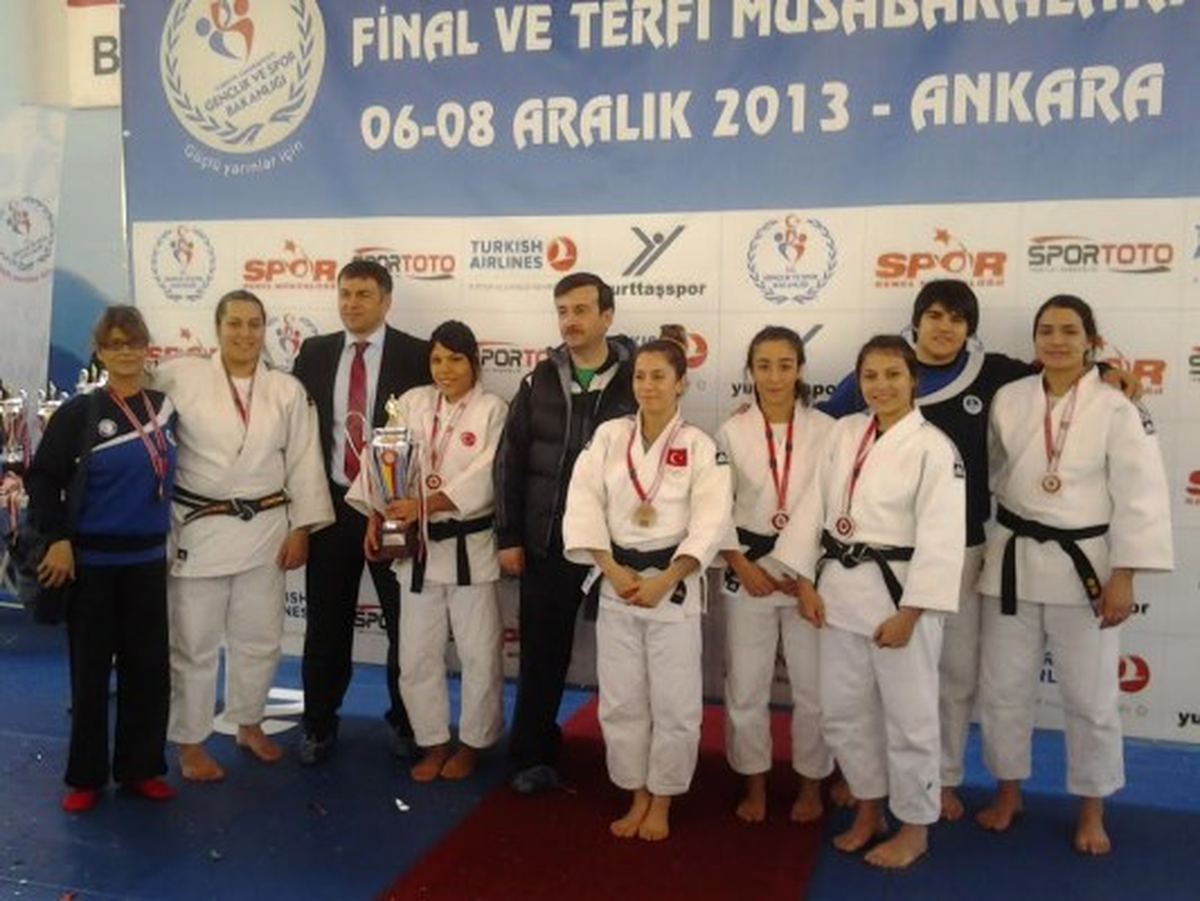 Büyükşehir\'li Judocular, Ligi Üçüncü Bitirdi