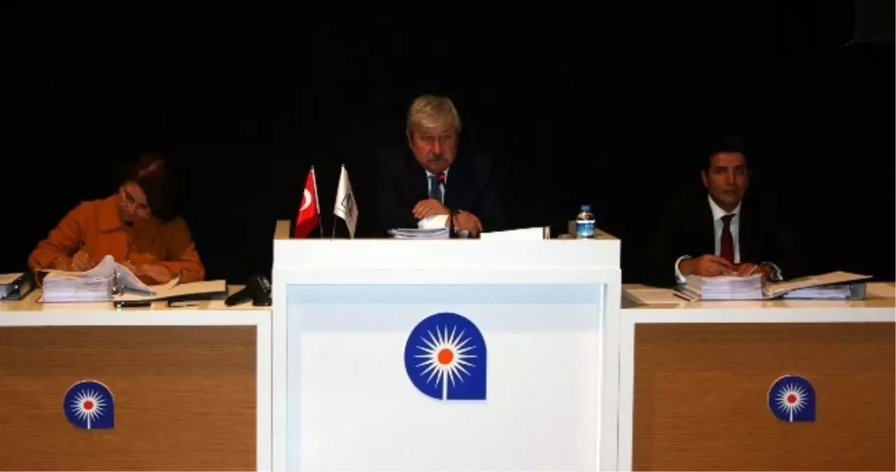 Eski Festival Çarşısı\'nın Olduğu Yere Üniversite