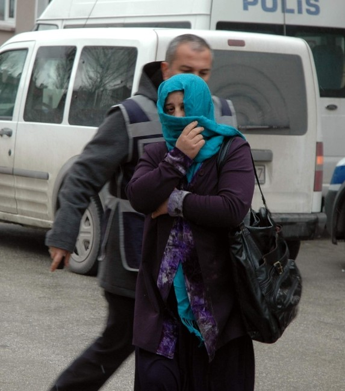 Eskişehir\'de Hırsızlık Yaptığı İddia Edilen 2 Kişi Yakalandı