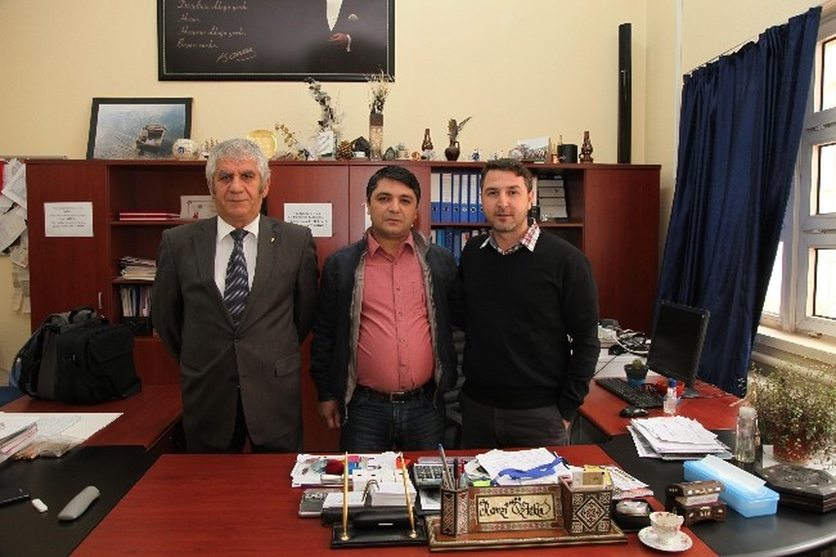 Gaün\'de Üç Kişiye Sanatçı Unvanı Verildi