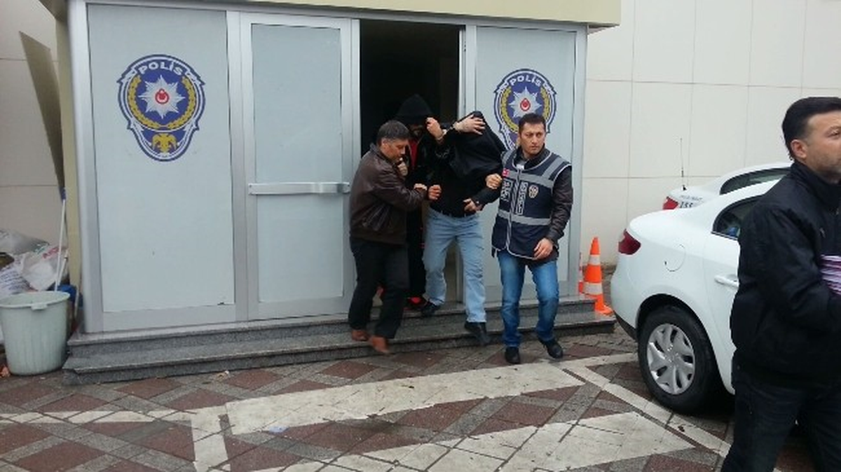 Kocaeli\'de Hırsızlar Alem Yaparken Yakalandı