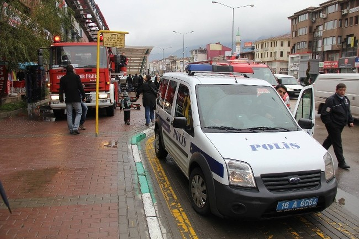 İşsizlik Çatıya Çıkardı