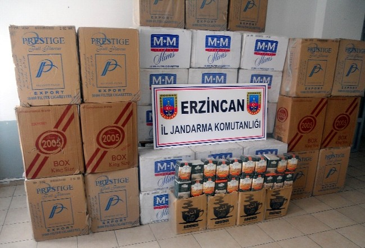 Jandarma\'dan Kaçak Sigara ve Çay Operasyonu