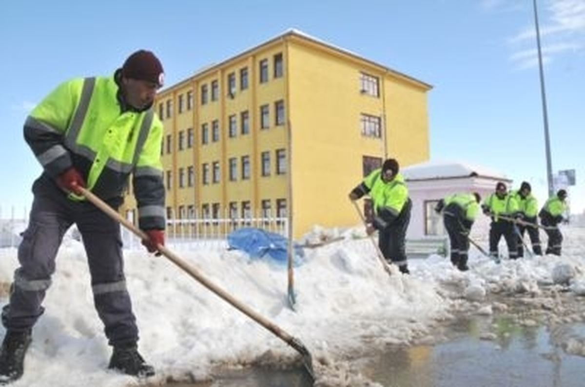 Karabük\'te İlçelerde Okullar Tatil Edildi