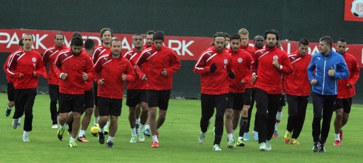 Antalyaspor, Elazığspor Maçı Hazırlıklarına Başladı