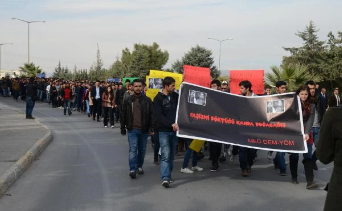 Mersin Üniversitesi\'nde Yüksekova Protestosu
